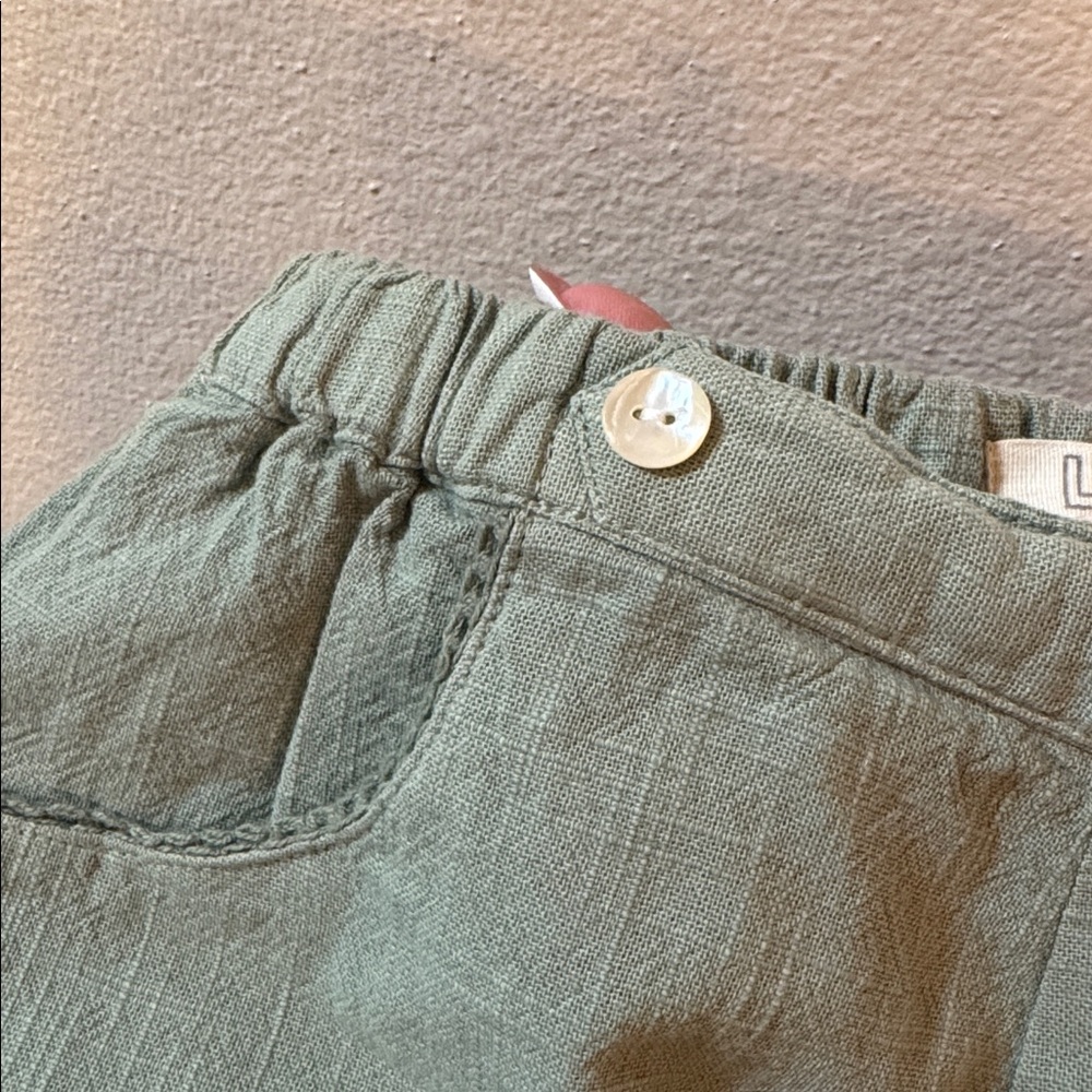 NWT Size 8 LALI Lily Pad Green Begonia Shorts! - Picture 11 of 12